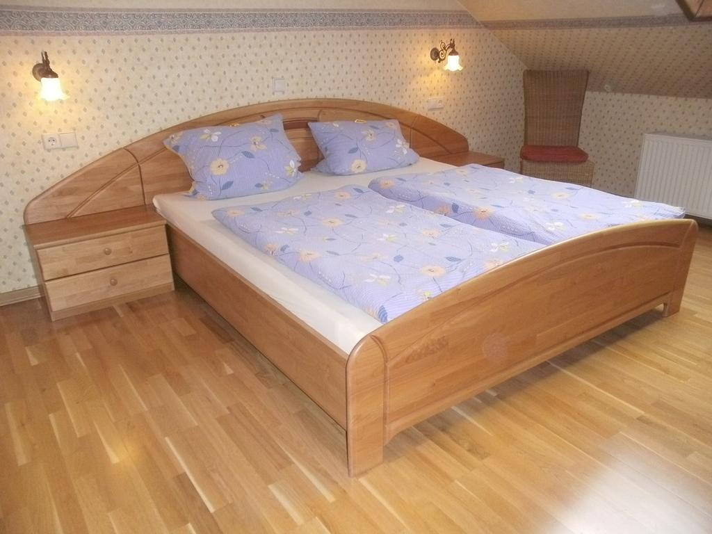 Pension Waldfrieden Maring-Noviand Zimmer foto